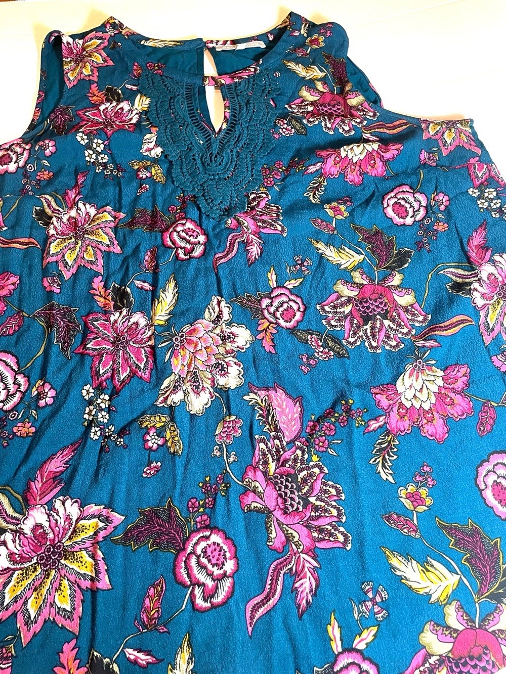 Daniel Rainn 2X Floral Sleeveless Crochet Trim Boho Blouse Top Blouse - Picture 3 of 15
